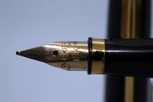 Load image into Gallery viewer, Z-Parker 75 Premier - Black with 18ct Gold Nib - MOR - P1088