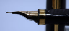Load image into Gallery viewer, Z-Parker 75 Premier - Black with 18ct Gold Nib - MOR - P1088