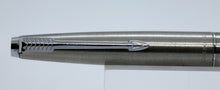 Load image into Gallery viewer, Z-Parker 45 Flighter Chrome End CT - Flighter with M Gold Nib - P1085f