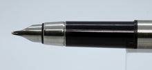 Load image into Gallery viewer, Parker 25 Mk III - Flighter Stainless Steel with Stainless Steel - P1092a