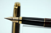 Load image into Gallery viewer, Parker 75-Woodgrain with 14ct Gold - M - Nib-P1155