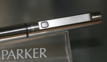Load image into Gallery viewer, Z-Parker 25 Mk II - Blue Trim - Medium Point Nib