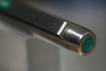 Load image into Gallery viewer, Z-Parker 25 Mk III - Green Trim - Medium Point Nib