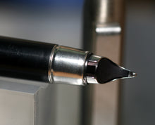 Load image into Gallery viewer, Z-Parker 25 Mk III - Black Trim - Medium Point Nib