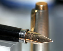 Load image into Gallery viewer, Z-Parker 75 Cisele - Sterling Silver - M Medium Point 14k Gold Nib