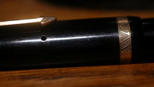 Load image into Gallery viewer, Z-Parker Duofold NS in Black with 14ct Gold Nib
