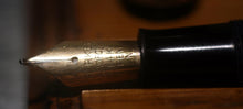 Load image into Gallery viewer, Z-Parker Duofold AF in Black with 14ct Gold Nib