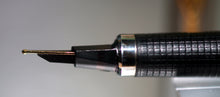 Load image into Gallery viewer, Z-Parker Classic Flighter GT - M Medium Two Sided 14k Gold Nib