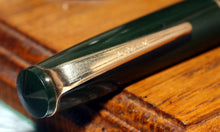 Load image into Gallery viewer, Z-Parker Victory Mk IV AF in Dark Green with 14ct Gold Nib