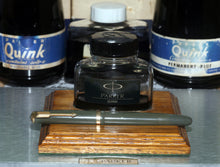 Load image into Gallery viewer, Z-Parker Duofold AF in Olive Green with 14ct Gold Nib