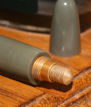 Load image into Gallery viewer, Z-Parker Duofold AF in Olive Green with 14ct Gold Nib