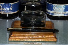 Load image into Gallery viewer, Z-Parker Duofold 17 (Beaky) in Black with 14ct Gold Nib