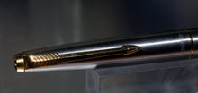 Load image into Gallery viewer, Z-Parker 45 Flighter GT - X Extra Fine Point 14k Gold Nib