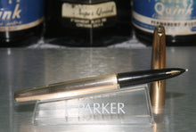 Load image into Gallery viewer, Z-Parker 61 in Cirrus Cloud Gold - Broad Italic Point 14k Gold Nib
