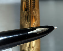 Load image into Gallery viewer, Z-Parker 61 in Cumulus Cloud Gold - Medium Point 14k Gold Nib