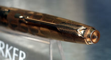 Load image into Gallery viewer, Z-Parker 65 in Stratus Cloud Gold - Medium Point 14k Gold Nib