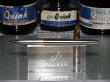 Load image into Gallery viewer, Z-Parker 50 (aka The Falcon) - Flighter with Gold Trim - Medium Point Nib