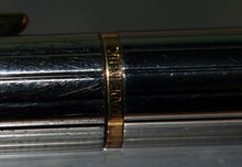 Load image into Gallery viewer, Z-Parker 88/Rialto - Silver Flute with Gold Trim - Medium Point Nib
