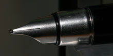 Load image into Gallery viewer, Z-Parker 25 Mk III - Epoxy Resin Matt Black with Black Trim - Medium Point Nib