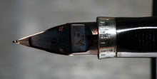 Load image into Gallery viewer, Z-Parker 75 Dark Blue Laque - Extra Fine Point 14k Gold Nib