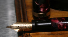 Load image into Gallery viewer, Z-Parker Duofold NS in Rare Garnet Red with 14ct Gold Nib