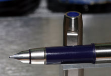 Load image into Gallery viewer, Z-Parker 25 Mk IV - Blue Trim - Medium Italic Nib