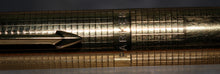 Load image into Gallery viewer, Z-Parker 75 - Insignia Cisele with No.64 Broad 14ct Gold Nib - (P845a)