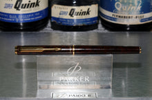 Load image into Gallery viewer, Z-Parker 95 - Thuya Laque with Medium Point Gold Nib - (P642)