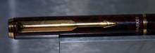 Load image into Gallery viewer, Z-Parker 95 - Thuya Laque with Medium Point Gold Nib - (P642)