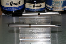 Load image into Gallery viewer, Z-Parker Sonnet - Matt Grey / Metallic Grey CT with a Std Ball Point - (P739)