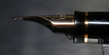 Load image into Gallery viewer, Z-Parker 75 - Woodgrain (Mk 3 Section) with No.42 M Oblique 14ct Gold Nib - (P592)