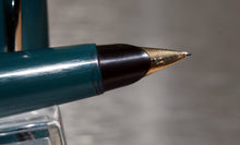 Load image into Gallery viewer, Z-Parker 45 - Turquiose Schools CT with F Fine Point 14ct Gold Nib - (P386)