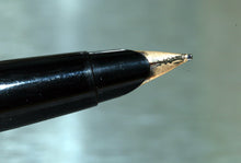 Load image into Gallery viewer, Z-Parker 45 - Deluxe Black CT (Lusterloy Cap) with M Medium 14ct Gold Nib - (P481)