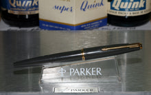 Load image into Gallery viewer, Z-Parker 45 - Grey Schools GT with F Fine Point 14ct Gold Nib - (P510a)