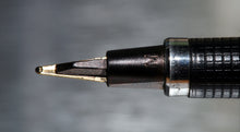 Load image into Gallery viewer, Z-Parker Classic - Milleraies with M - Medium 2-Sided Gold Nib - (P846)