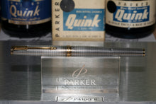 Load image into Gallery viewer, Z-Parker 75 Premier - Cisele with FO Fine Oblique 18ct Gld Nib - (P844)