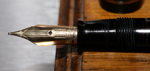 Load image into Gallery viewer, Z-Parker Vacumatic - Black (Blue Diamond) with Vacumatic 14ct Gold Nib - (P138)