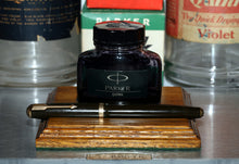 Load image into Gallery viewer, Z-Parker Duofold NS - Chocolate with Duofold "N" 14ct Gold Nib - (P643)