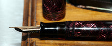 Load image into Gallery viewer, Z-Parker Televisor - Striated Red with Parker No.27 USA 14ct Gold Nib - (P743)