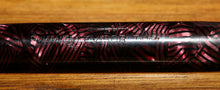 Load image into Gallery viewer, Z-Parker Televisor Slender - Red Striated with "N" 14ct Gold Nib - (P446)