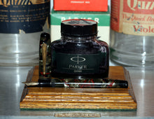 Load image into Gallery viewer, Z-Parker Parkette Deluxe - Mottled Red/Grey with Parkette 14ct Gold Nib - (P924b)