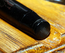 Load image into Gallery viewer, Z-Parker Duofold No.13 - Black with Duofold 14ct Gold Nib - (P740)