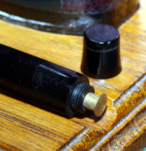 Load image into Gallery viewer, Z-Parker Duofold No.13 - Black with Duofold 14ct Gold Nib - (P740)