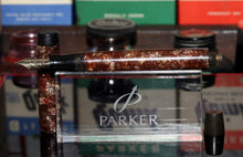 Load image into Gallery viewer, Z-Parker Victory Mk I - Red Candy Stripe with "N" 14ct Gold Nib - (P794)