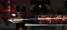 Load image into Gallery viewer, Z-Parker Victory Mk I - Red Candy Stripe with "N" 14ct Gold Nib - (P794)