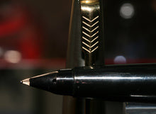 Load image into Gallery viewer, Z-Parker 45 - Flighter GT - Gold-end with Fine Point Gold Nib - (P555d)