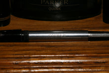 Load image into Gallery viewer, Z-Parker Duofold Junior Mk VI - Black with No.10 Oblique 14ct Gold Nib - (P650c)