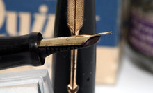 Load image into Gallery viewer, Z-Parker Duofold NS - Black with Duofold "N" 14ct Gold - P1012