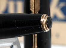 Load image into Gallery viewer, Z-Parker Duofold NS - Black with Duofold "N" 14ct Gold - P1012