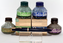 Load image into Gallery viewer, Z-Parker Duofold Maxima - Blue with No. 50 14ct Gold Nib - P0428